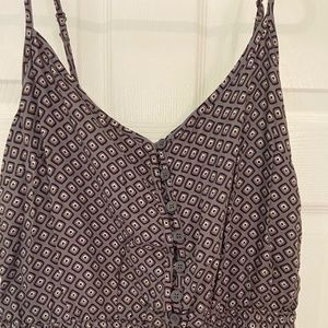 Sleeveless jumper by Forever 21